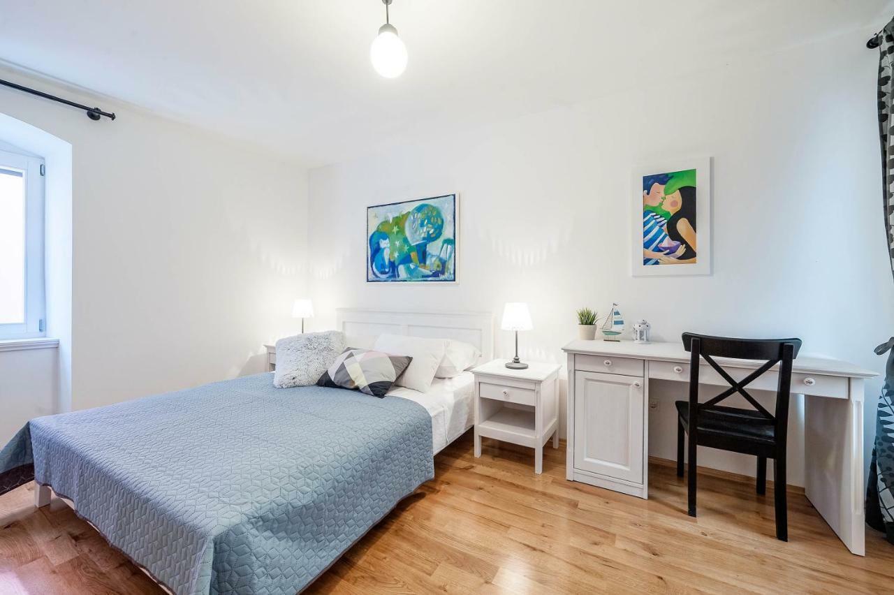 Apartments Rialto Gallery シベニク エクステリア 写真