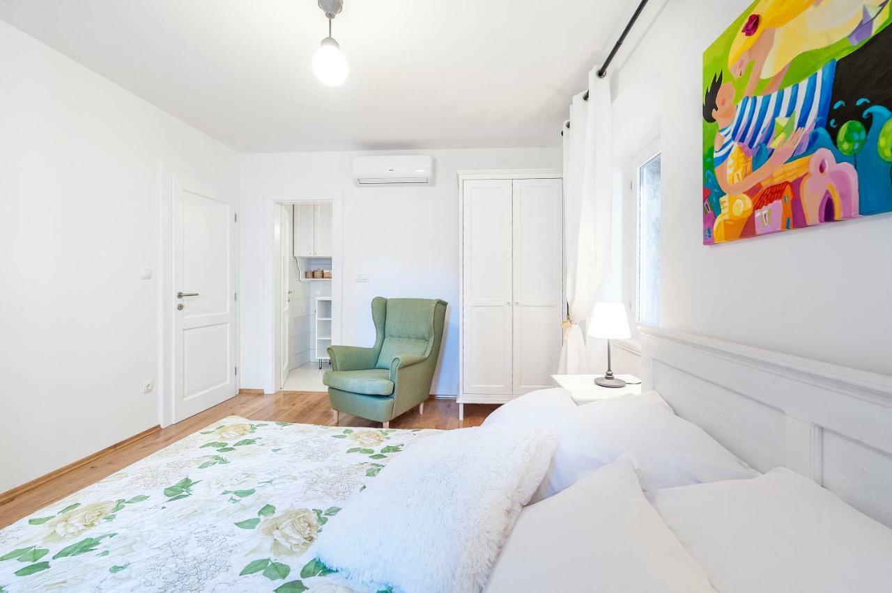 Apartments Rialto Gallery シベニク エクステリア 写真