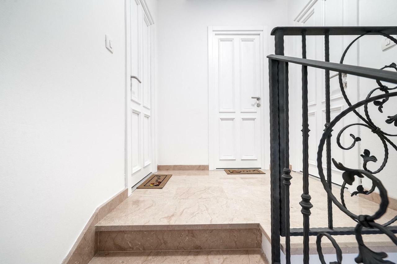 Apartments Rialto Gallery シベニク エクステリア 写真